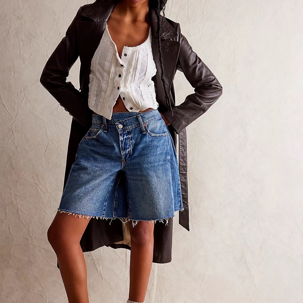 We The Free Boomerang Long Shorts